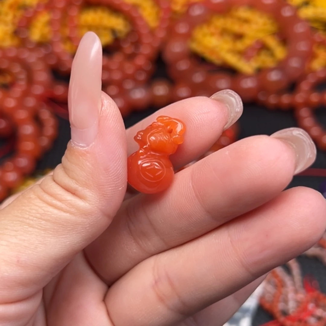 南红玛瑙未镶嵌手链