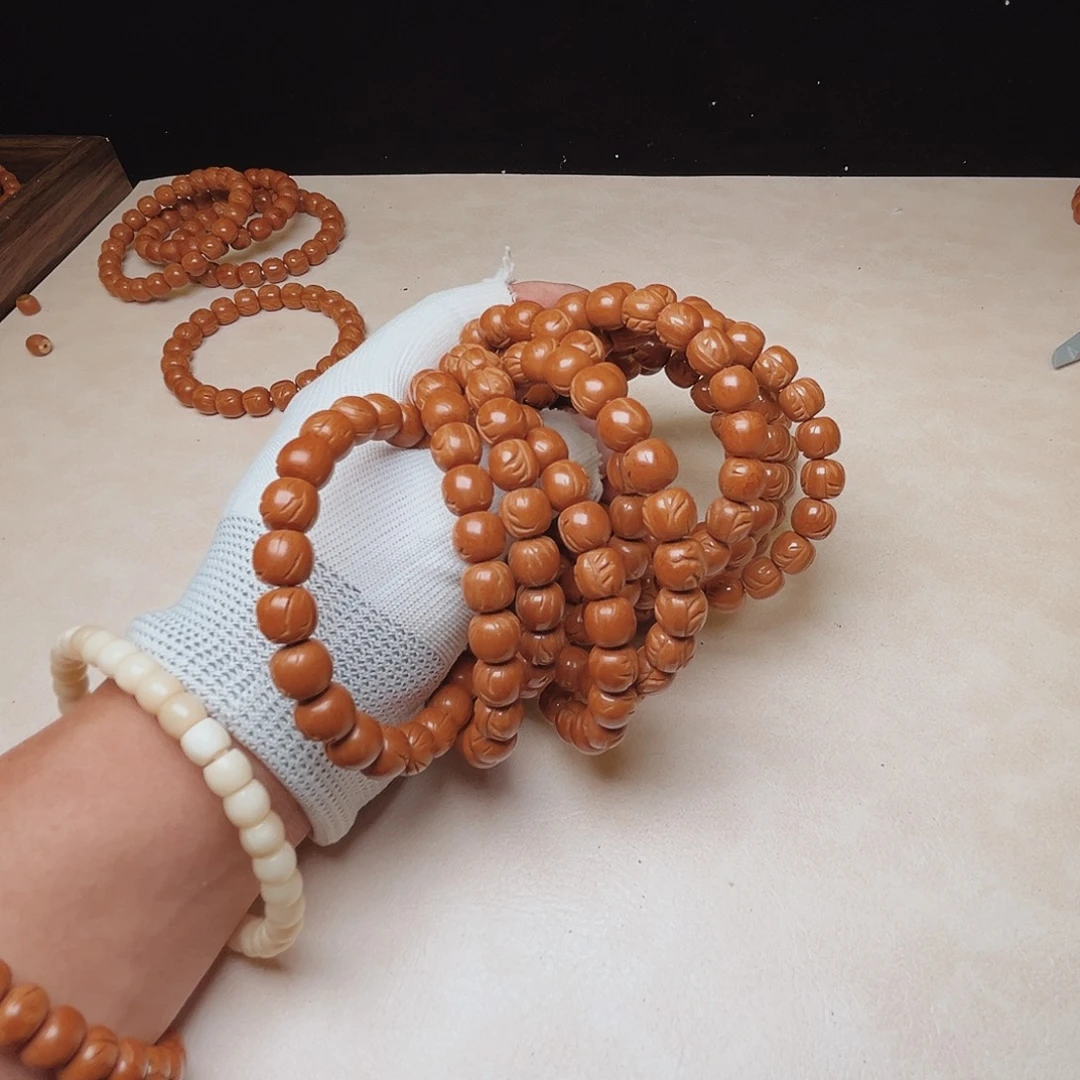 吊坠桃核涛哥光柱