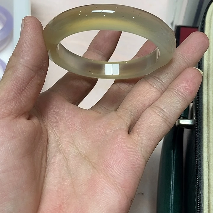 袋***架手镯玛瑙/玉髓未镶嵌086