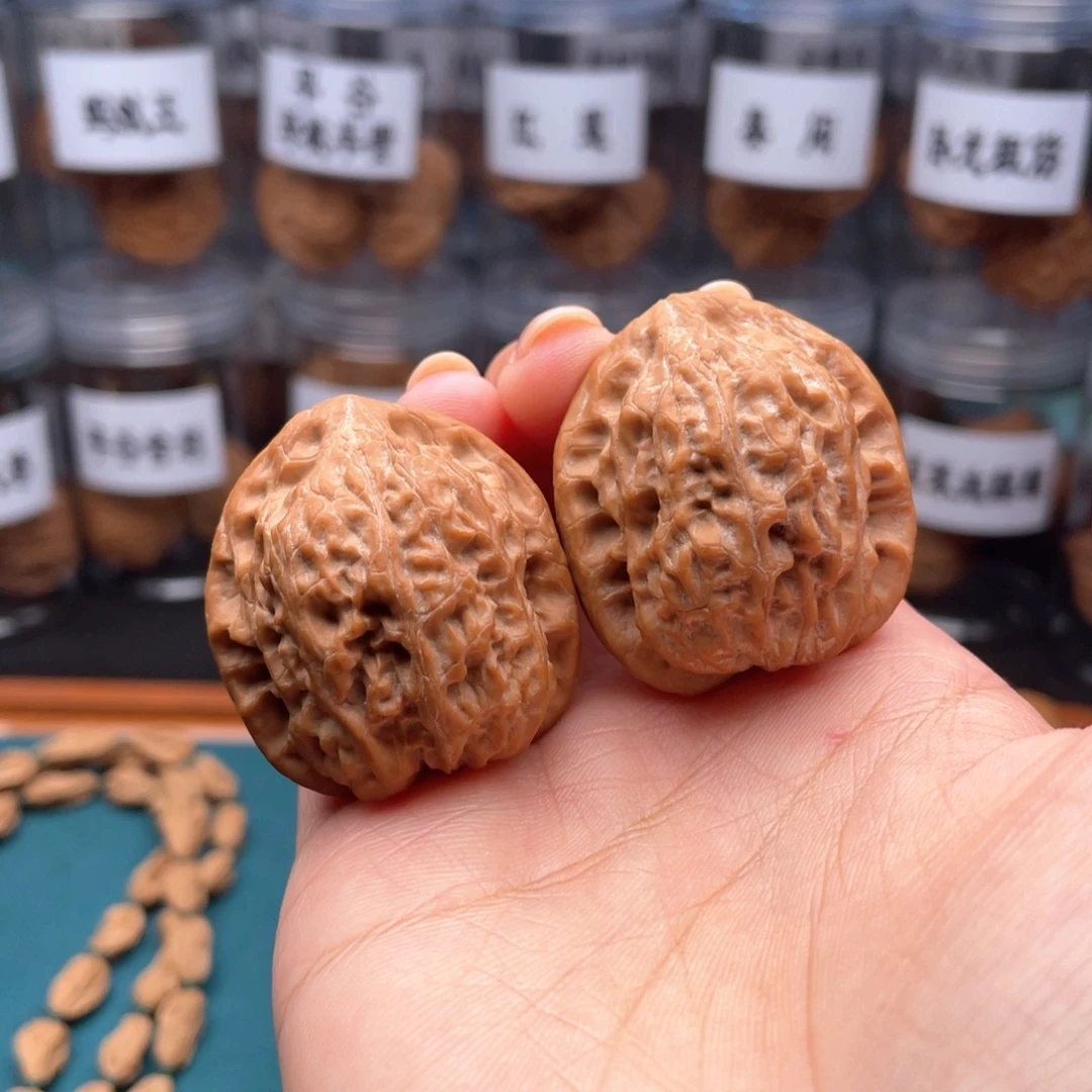 文玩核桃吊坠35尺全品靠山王