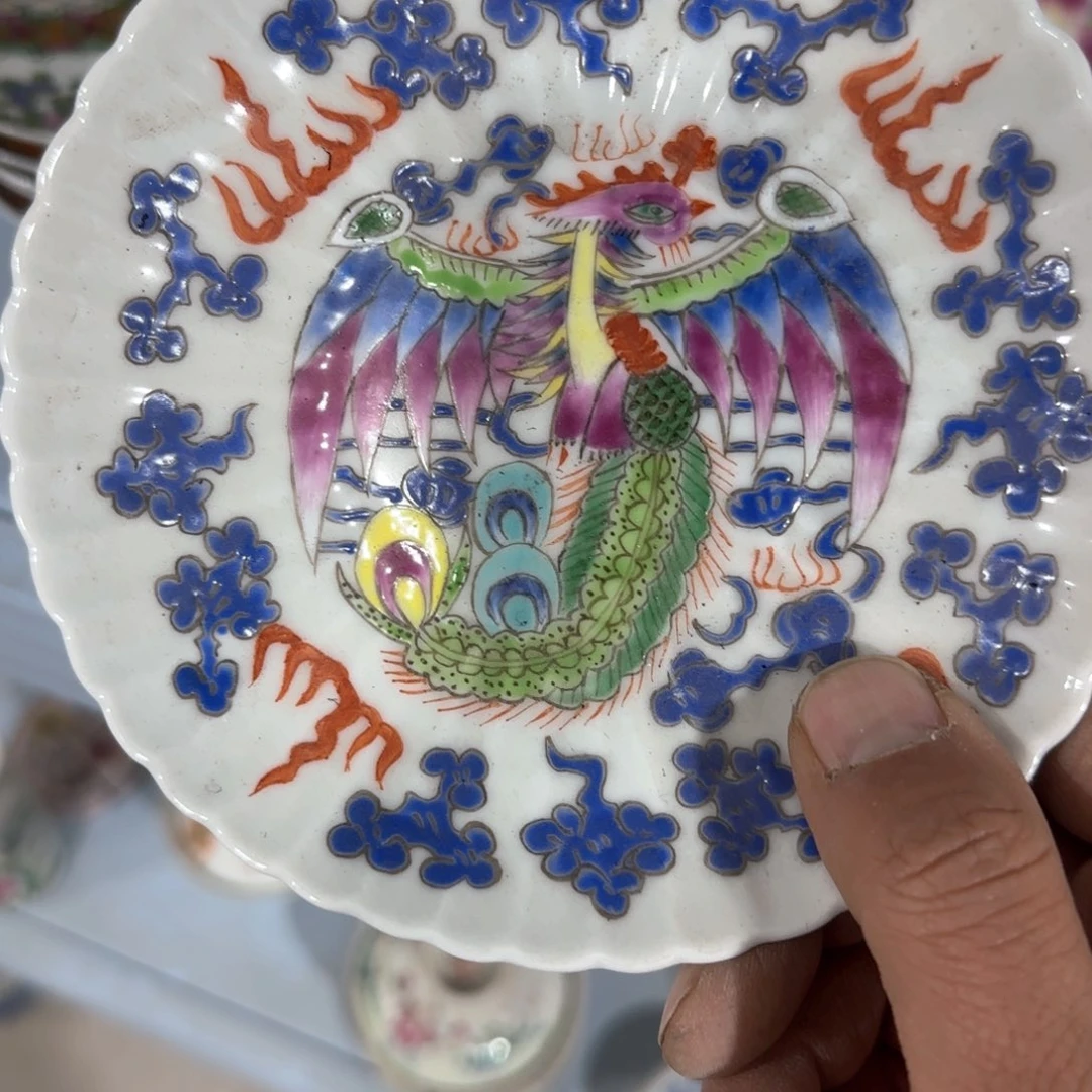 瓷片瓷器是在考虑图标与实物