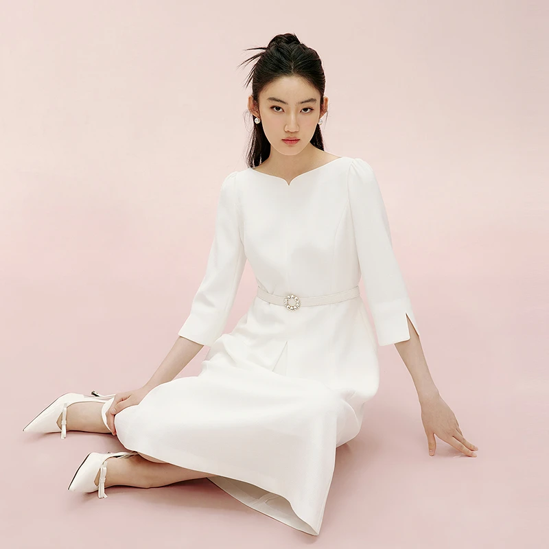 LIME/莱茵【轻悦前行】春季一字领收腰梭织连衣裙白色LDGA1BWOP807