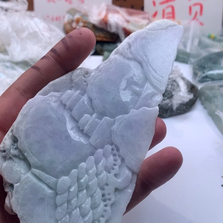 翡翠未镶嵌颈饰保真天然a货翡翠