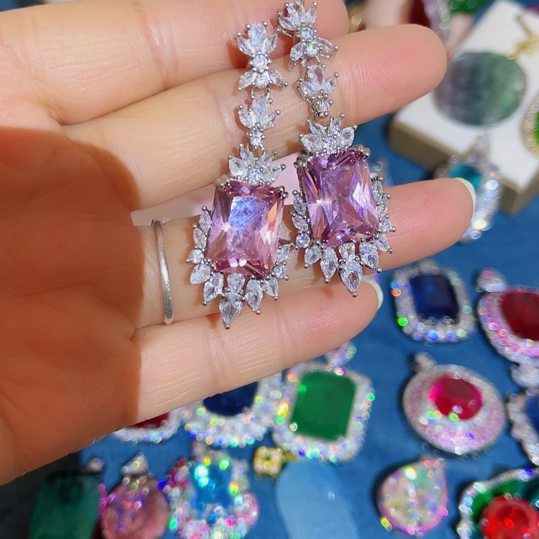 合金合金璀璨夺目