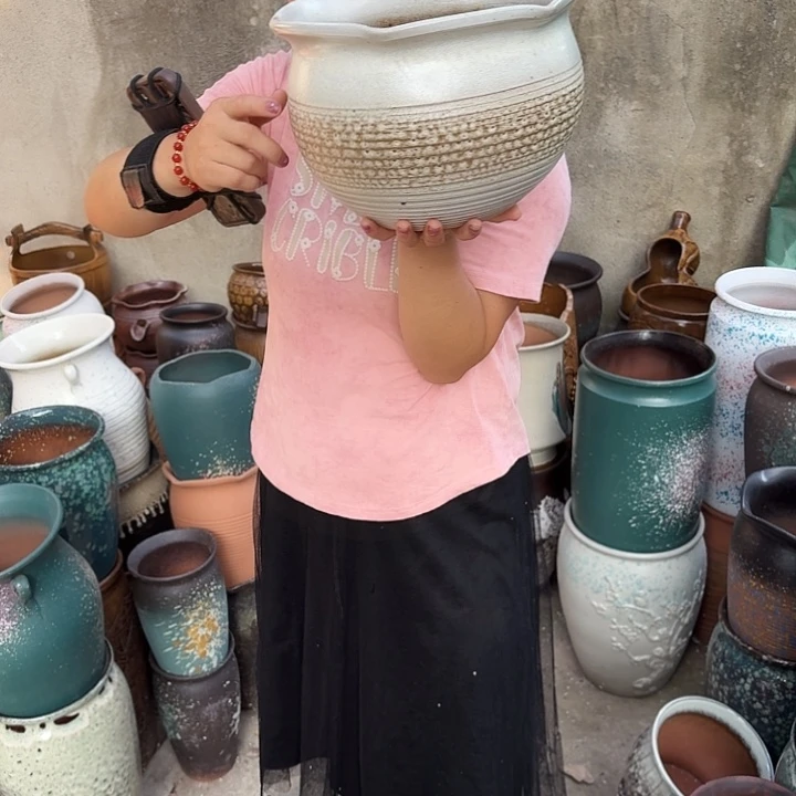 口25高18一个盆子。