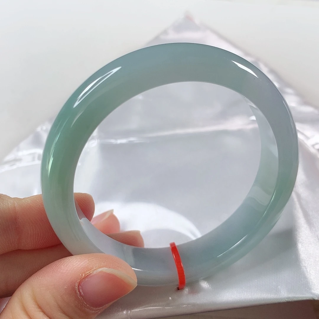 翡翠手镯未镶嵌①①⑤