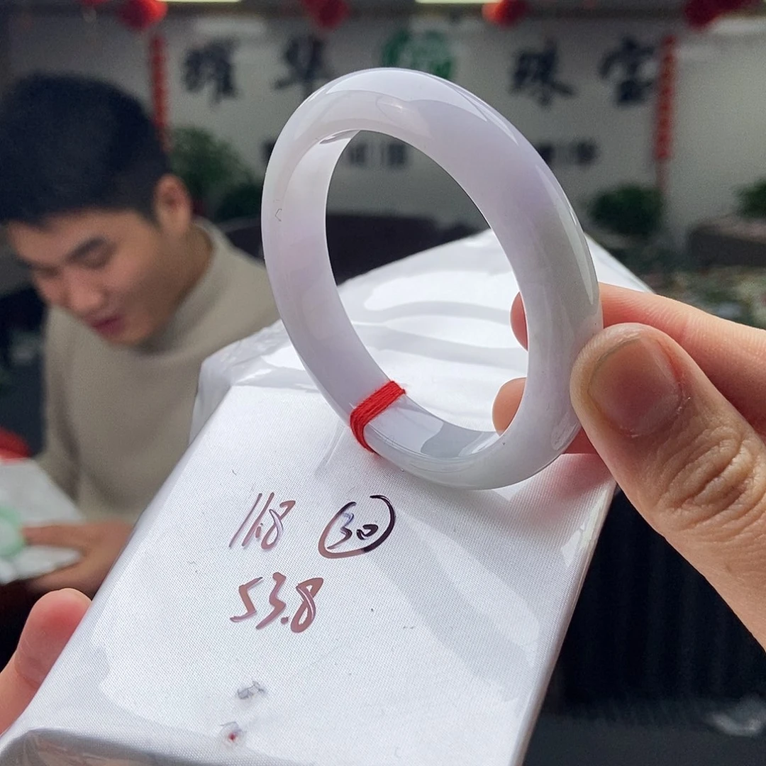 翡翠手镯未镶嵌拍一发一