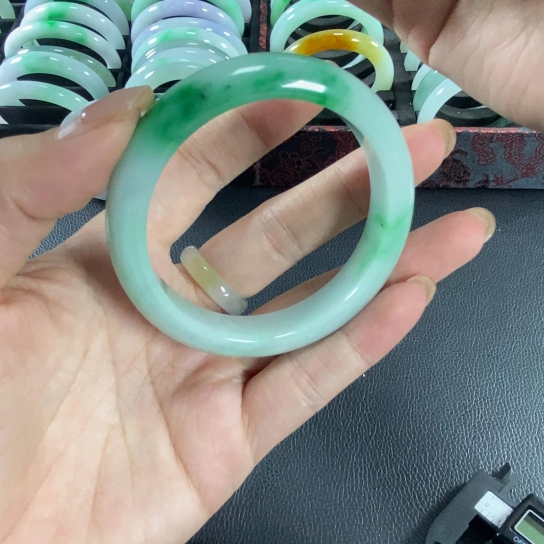 翡翠未镶嵌手镯天然翡翠手镯52.5