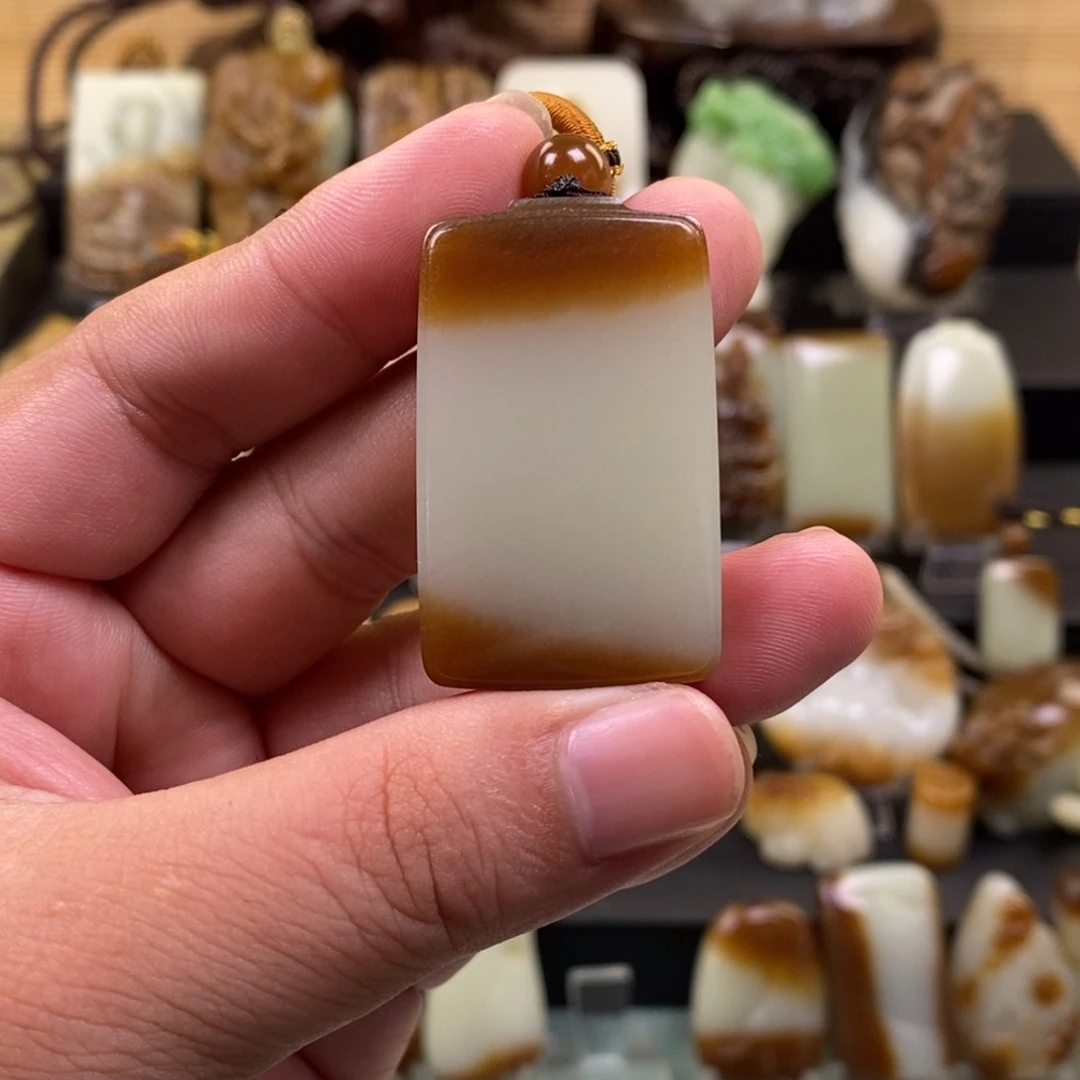 颈饰未镶嵌和田玉用****2