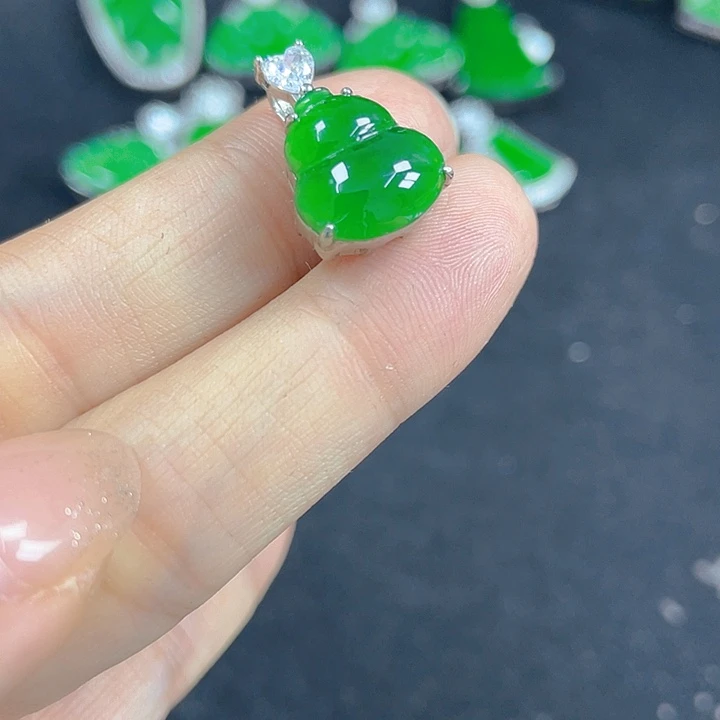 翡翠银S925镶嵌吊坠(不含链)