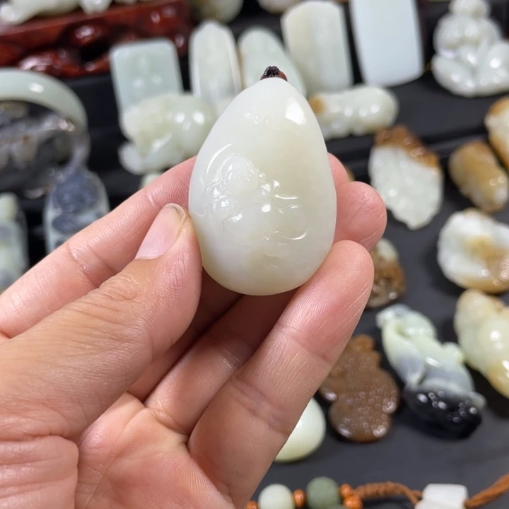 和田玉（糖玉）未镶嵌毛衣链