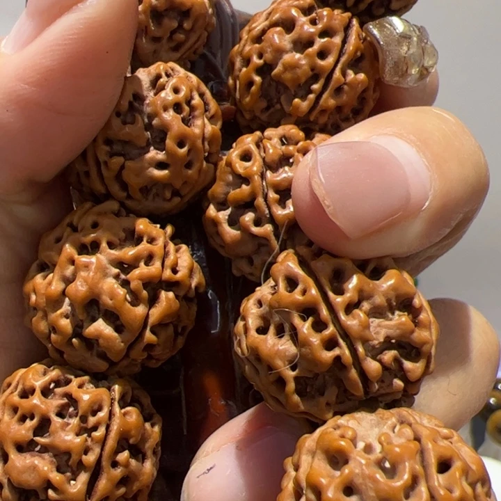 木质非金属非洲红寿星摆件