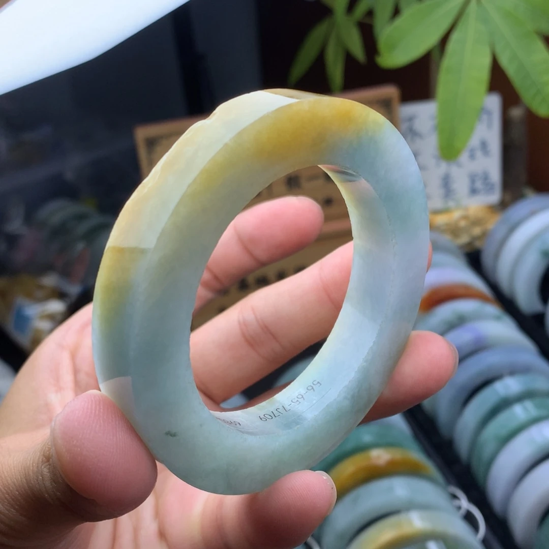 未镶嵌手镯定制翡翠定制手镯