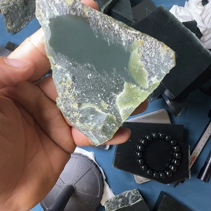 星****摆件玛瑙/玉髓合金