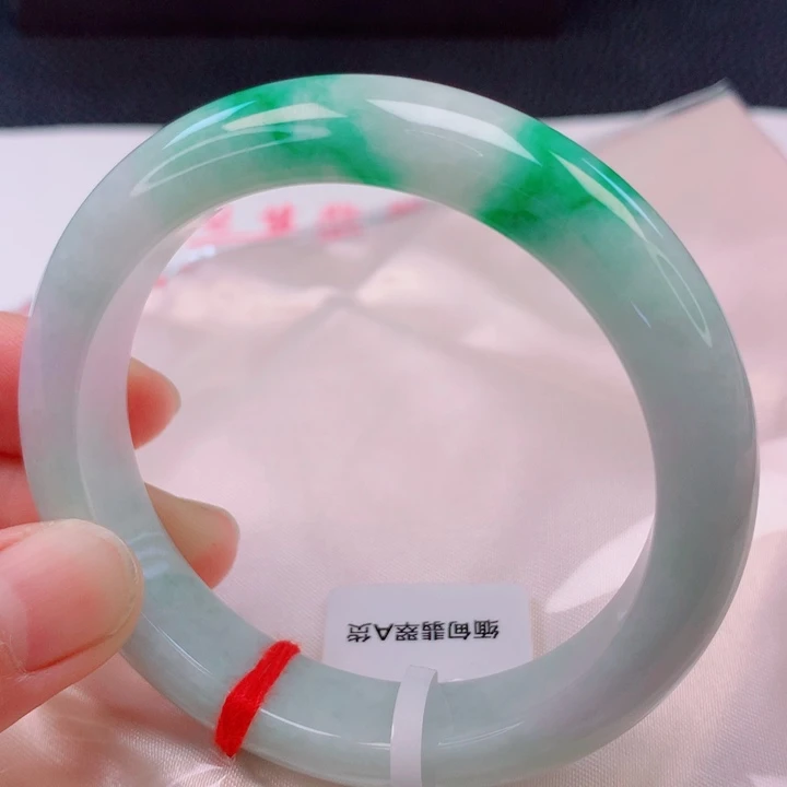 未镶嵌手镯翡翠58圈口