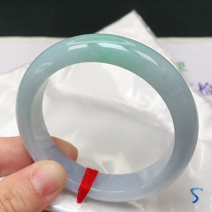 翡翠手镯未镶嵌，，，，，，