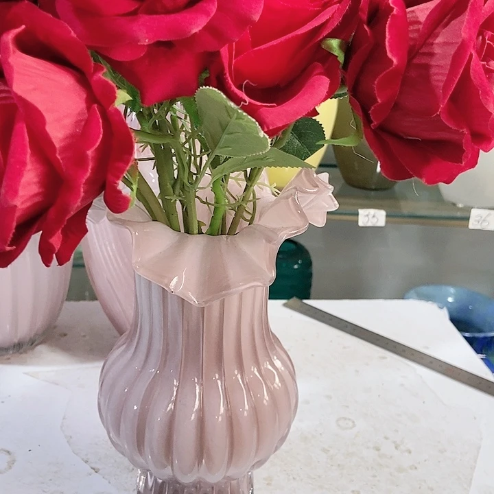 玻璃粉色花瓶997554