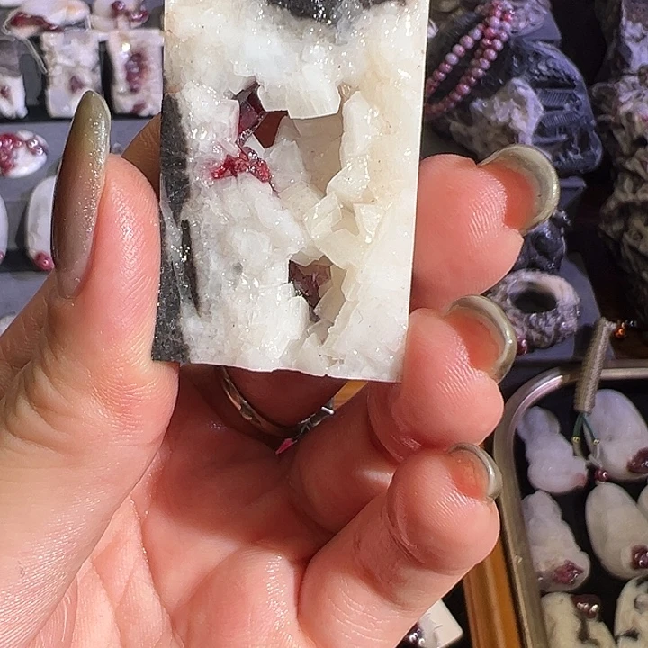 天然辰砂贵州天然万山原石