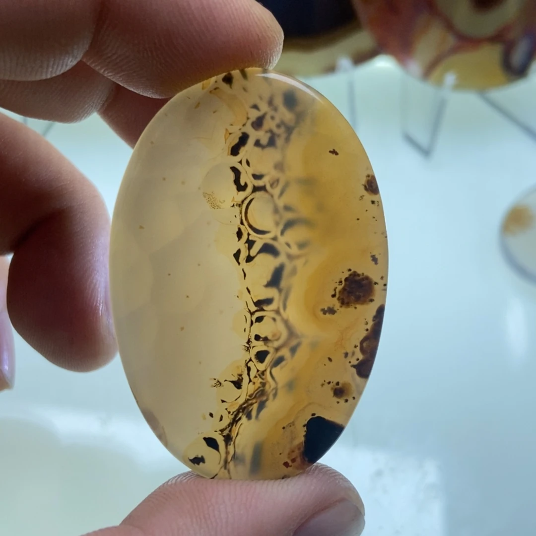 【闪购商品】玛瑙/玉髓颈饰未镶嵌时***跑