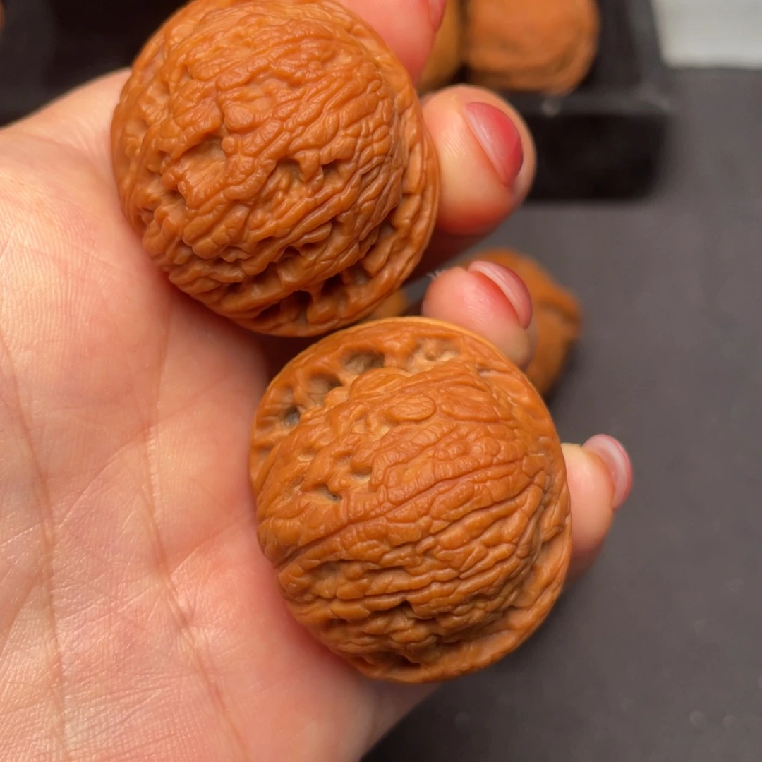 文玩核桃吊坠秦岭野生核桃