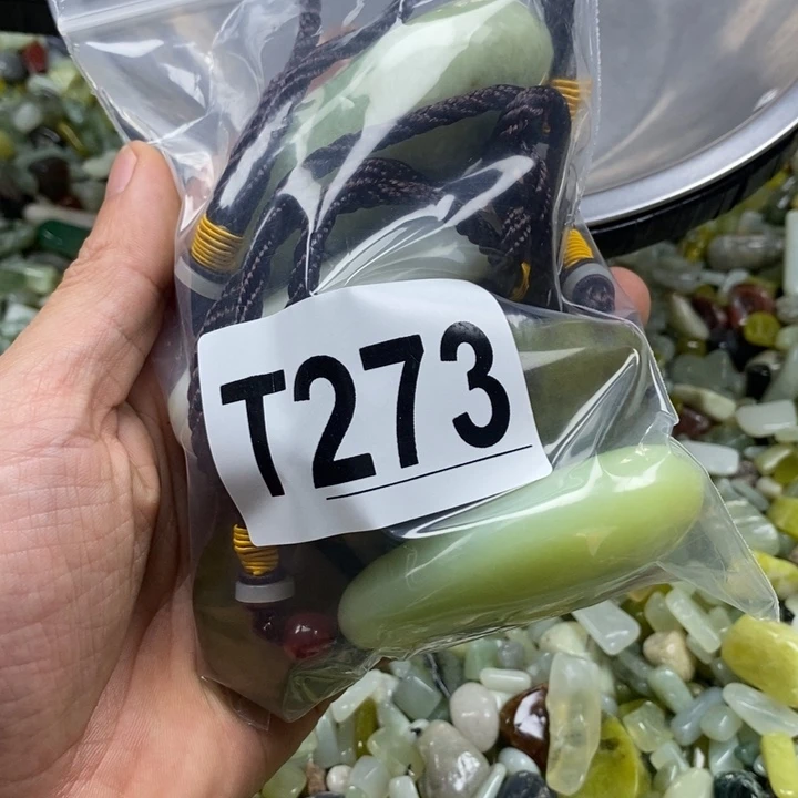 蛇纹石玉未镶嵌鱼缸石