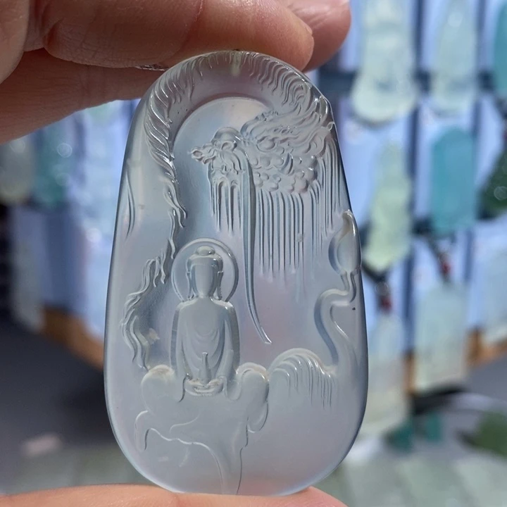 岫玉未镶嵌颈饰吊坠