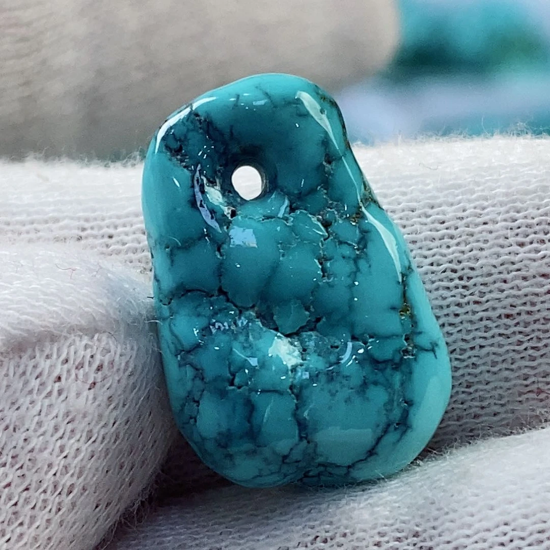 绿松石配饰未镶嵌