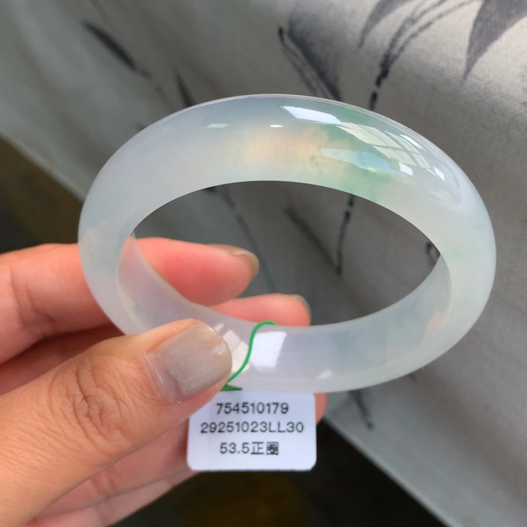 翡翠未镶嵌手镯冰飘绿花起光推荐