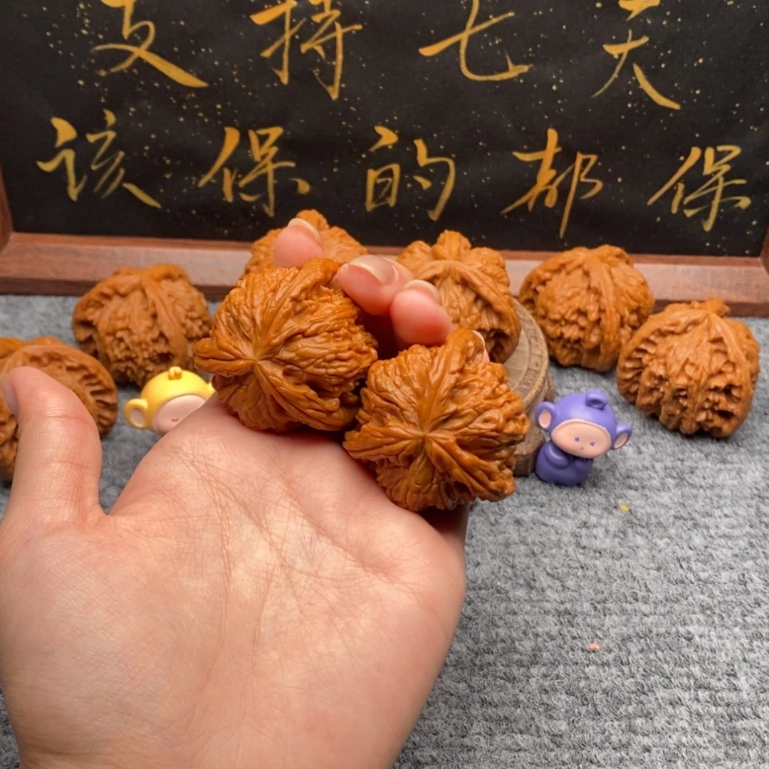 【闪购商品】吊坠文玩核桃谢*洋