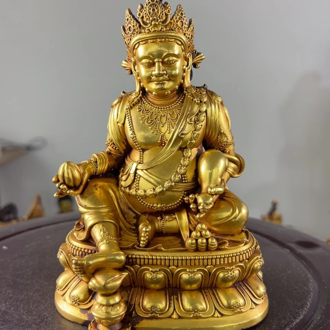 藏**奇佛像的造型和造型