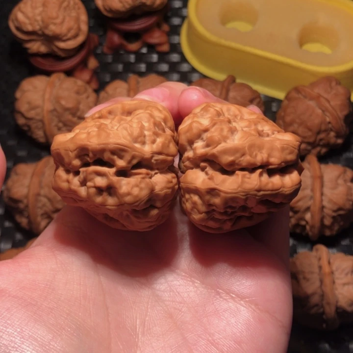 文玩核桃把件39✖️45三角暴力肌肉蛙