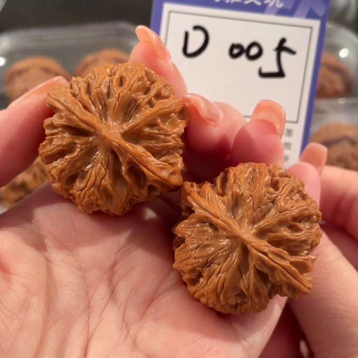 戈***漠把件文玩核桃D005苹果园38