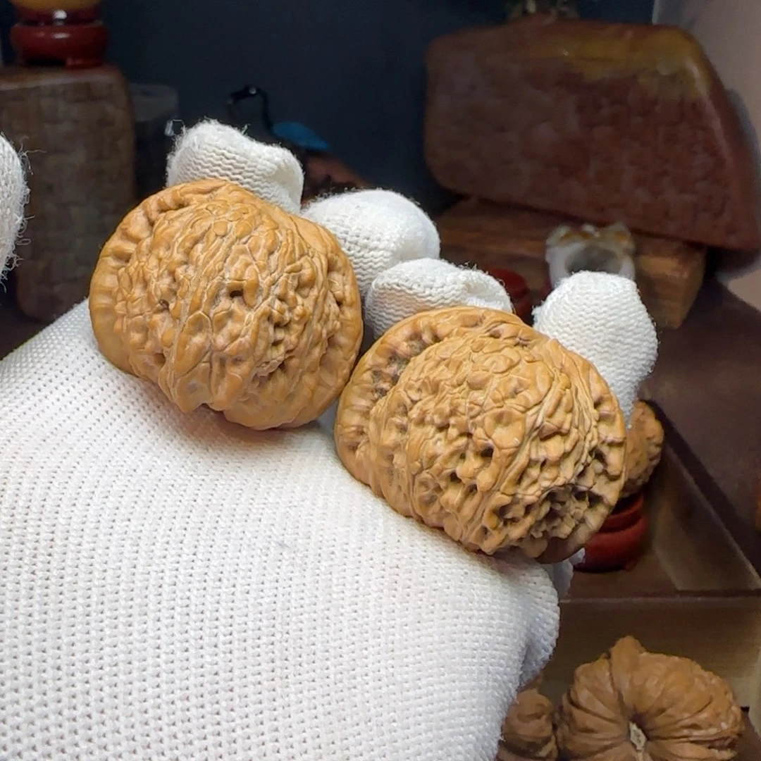 把件桃核球白（全品）