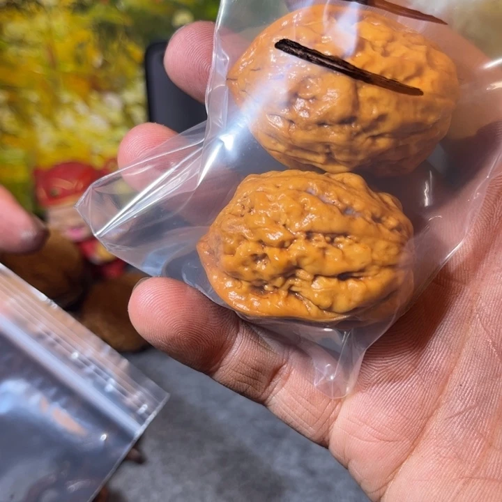 延***哥文玩核桃吊坠滇西11