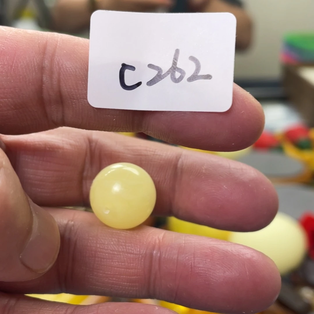 手链琥珀未镶嵌多样性发，发其中一件