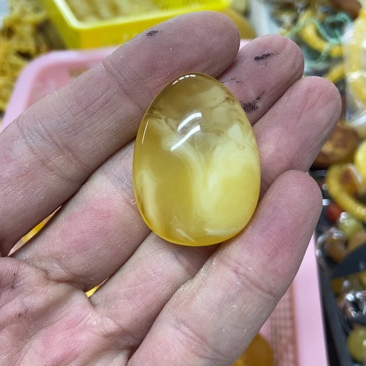 未镶嵌蜜蜡裸石吊坠