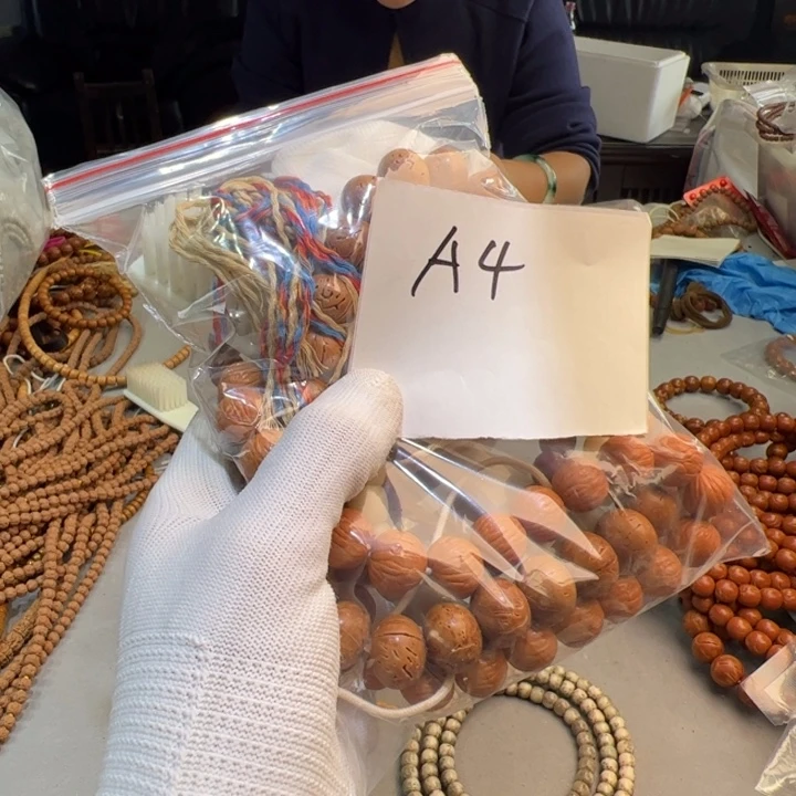 老***爹吊坠桃核A4%%%%%%%%%%%%%