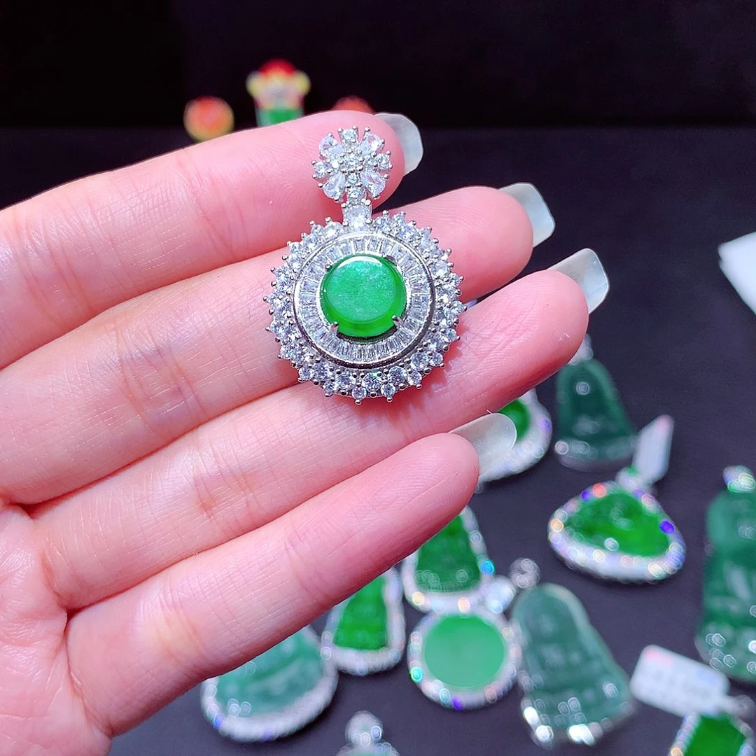 【闪购商品】翡翠吊坠(不含链)未镶嵌