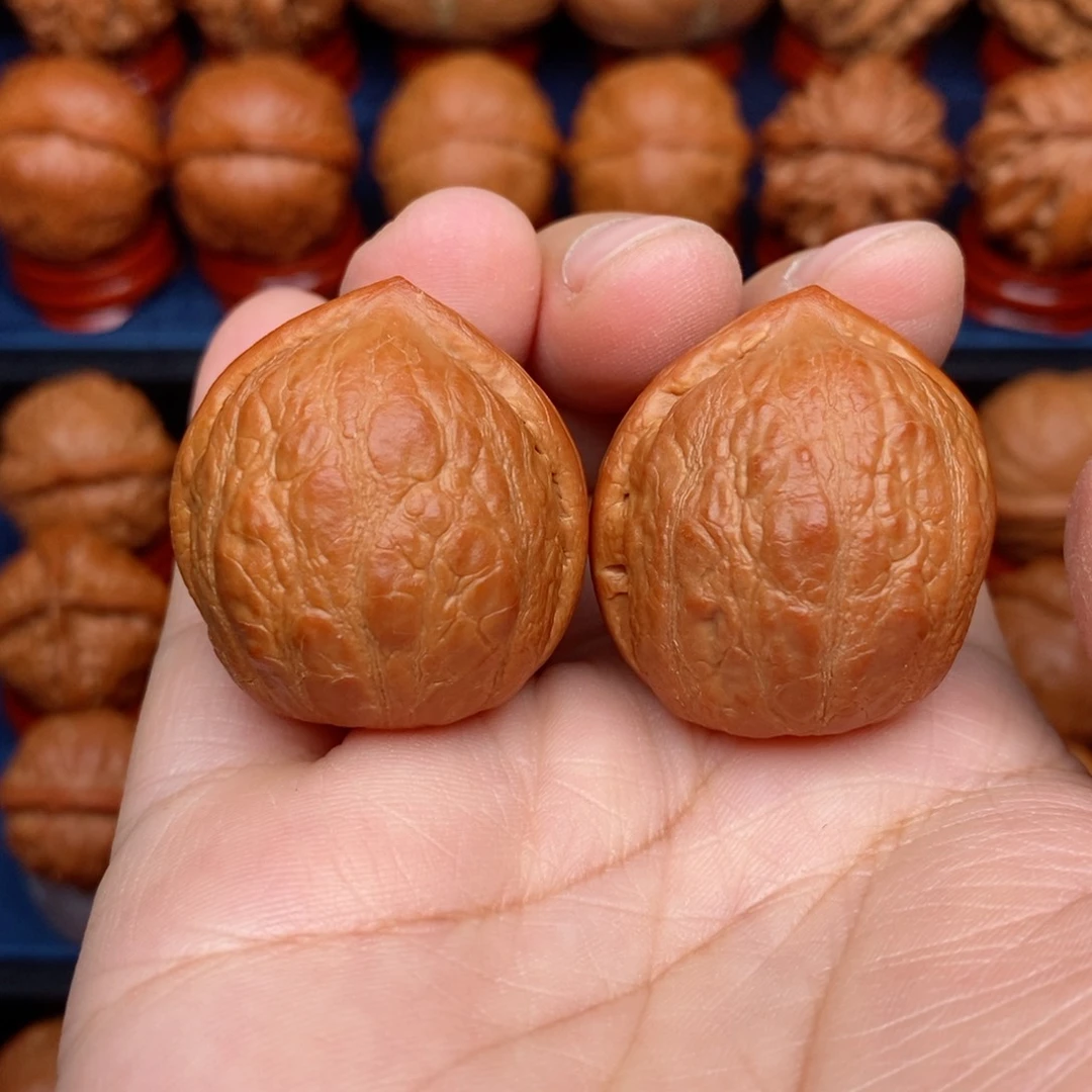 把件文玩核桃手捻寿桃