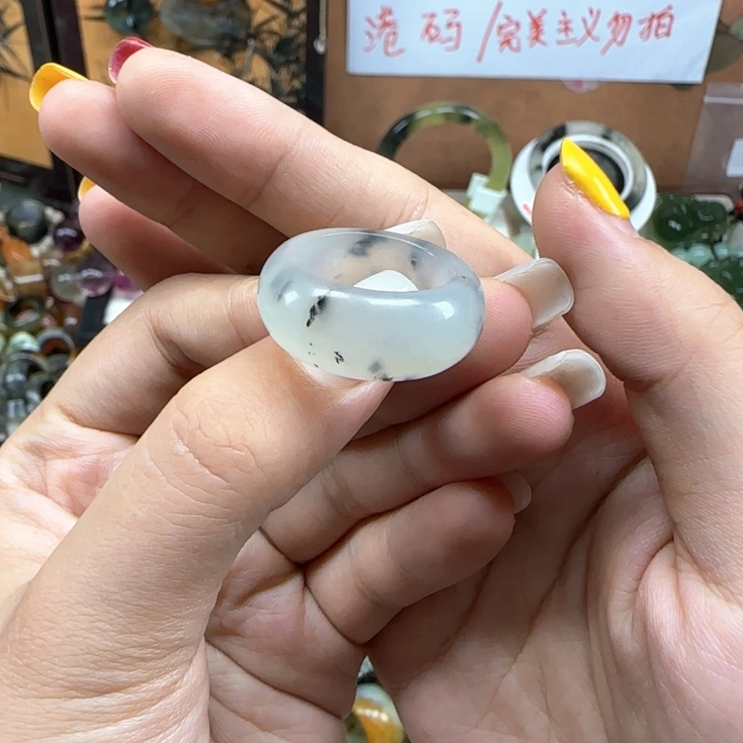 蛇纹石玉未镶嵌戒指内径17 港14