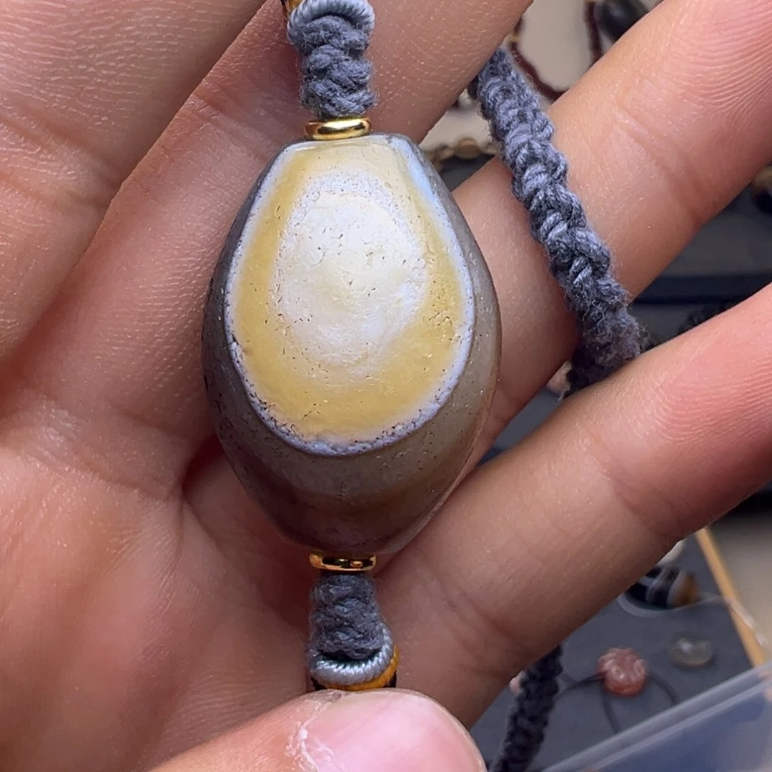 玛瑙/玉髓颈饰合金