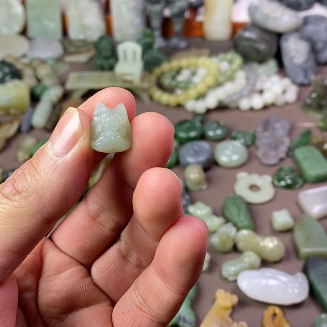 和田玉颈饰未镶嵌1****E