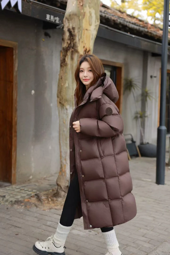 【羽皇妃】顶奢洋气宽松流光时尚过膝加厚款韩版长款90白鸭绒羽绒服