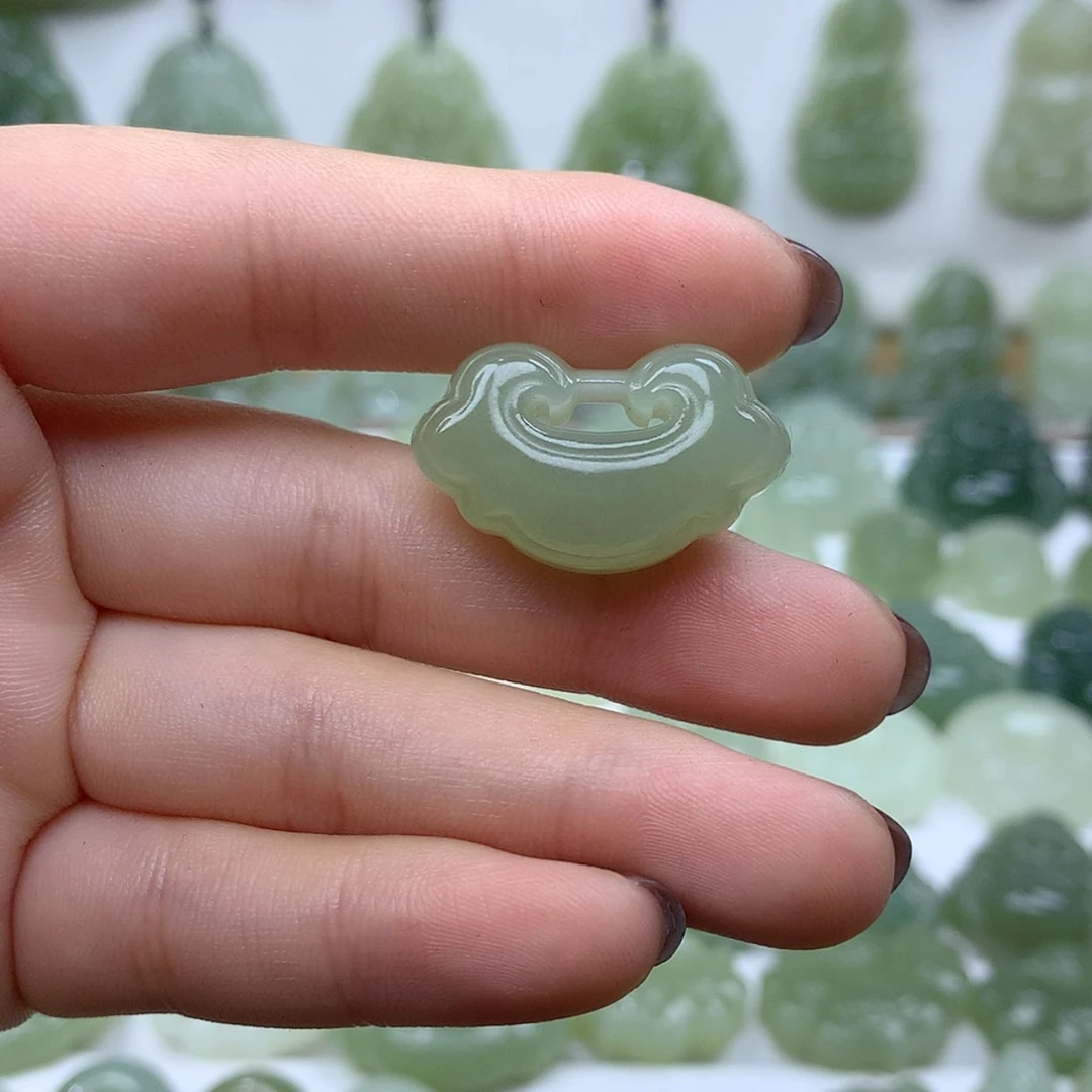 【闪购商品】颈饰未镶嵌和田玉