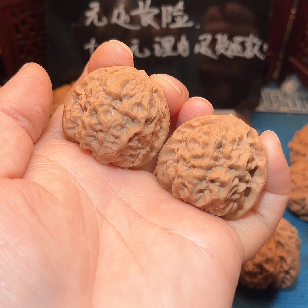 S****b37全品鱼籽纹……精品