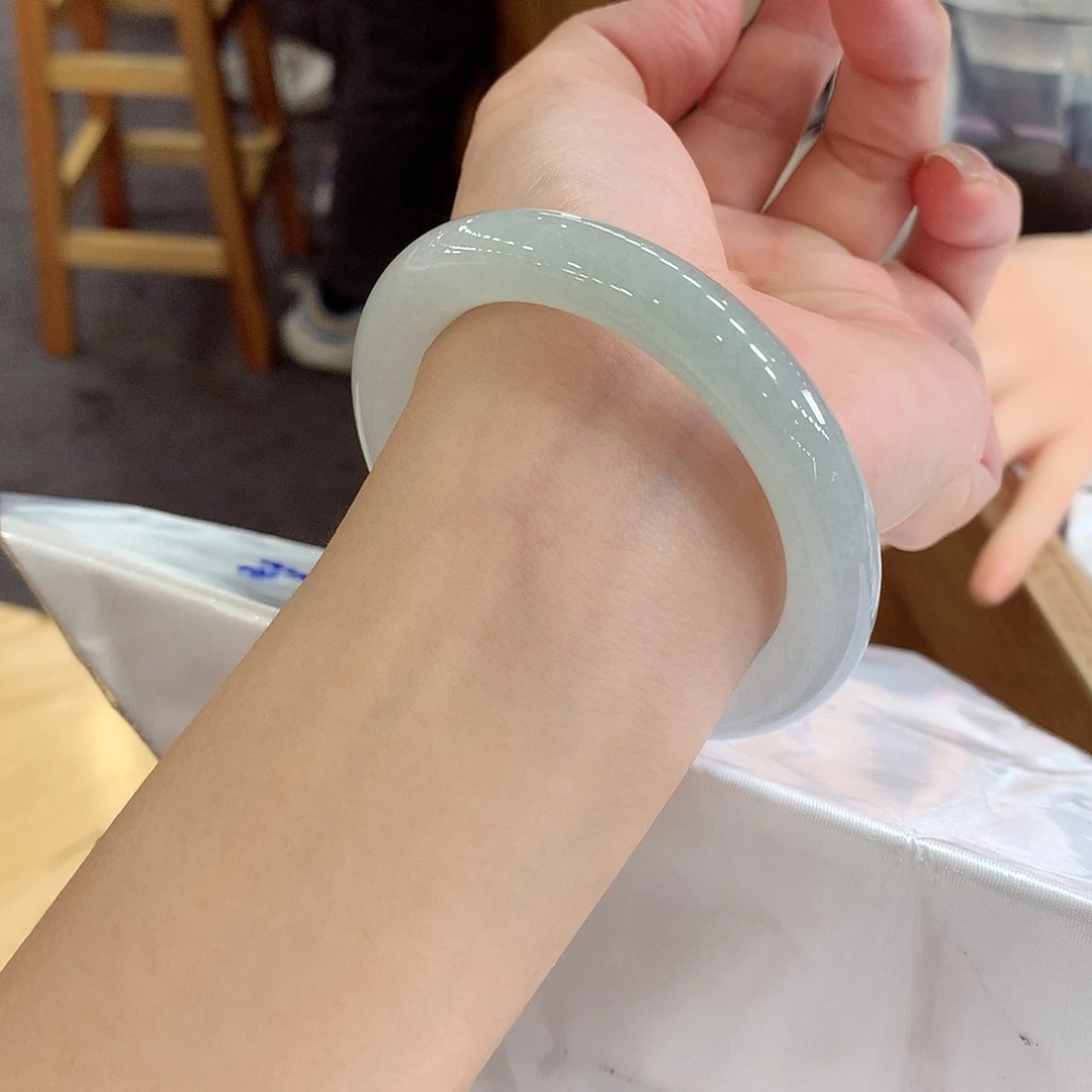 翡翠未镶嵌手镯天然Ａ货翡翠55/56