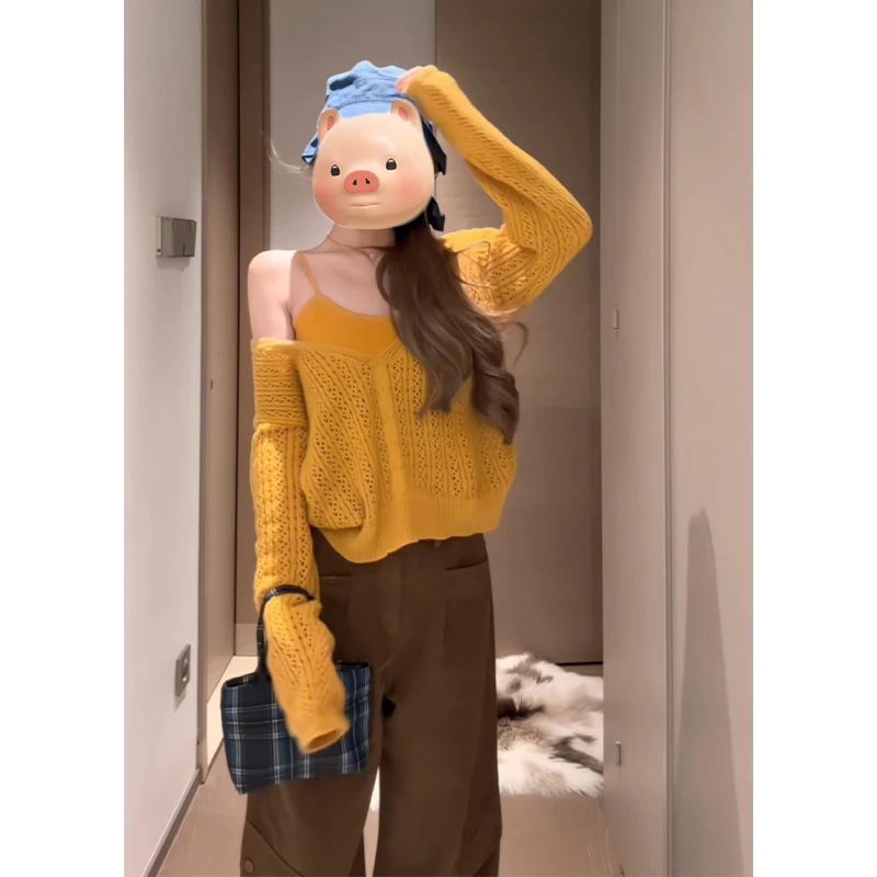 2025超火早秋韩系氛围感穿搭一整套黄色V领毛衣叠穿背心两件套装