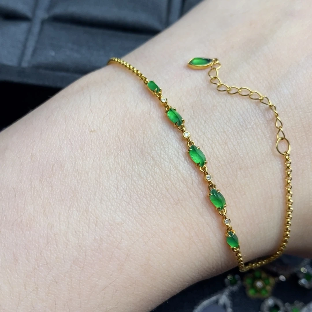 18K金镶嵌手链翡翠手链