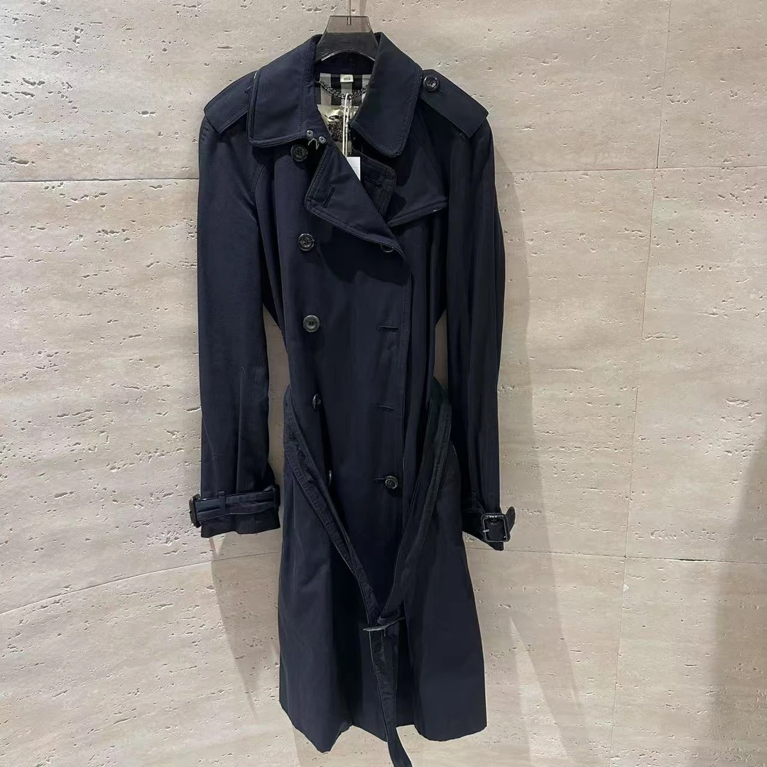99新 BURBERRY/博柏利 尺码40 肩宽44胸围82衣长100编码152