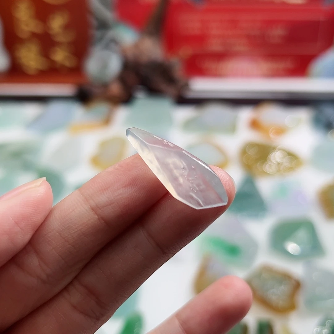 未镶嵌定制翡翠翡翠